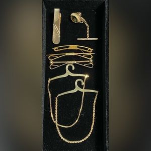 Set Of 7 Vintage Gold Tone Tie Pins/Clips